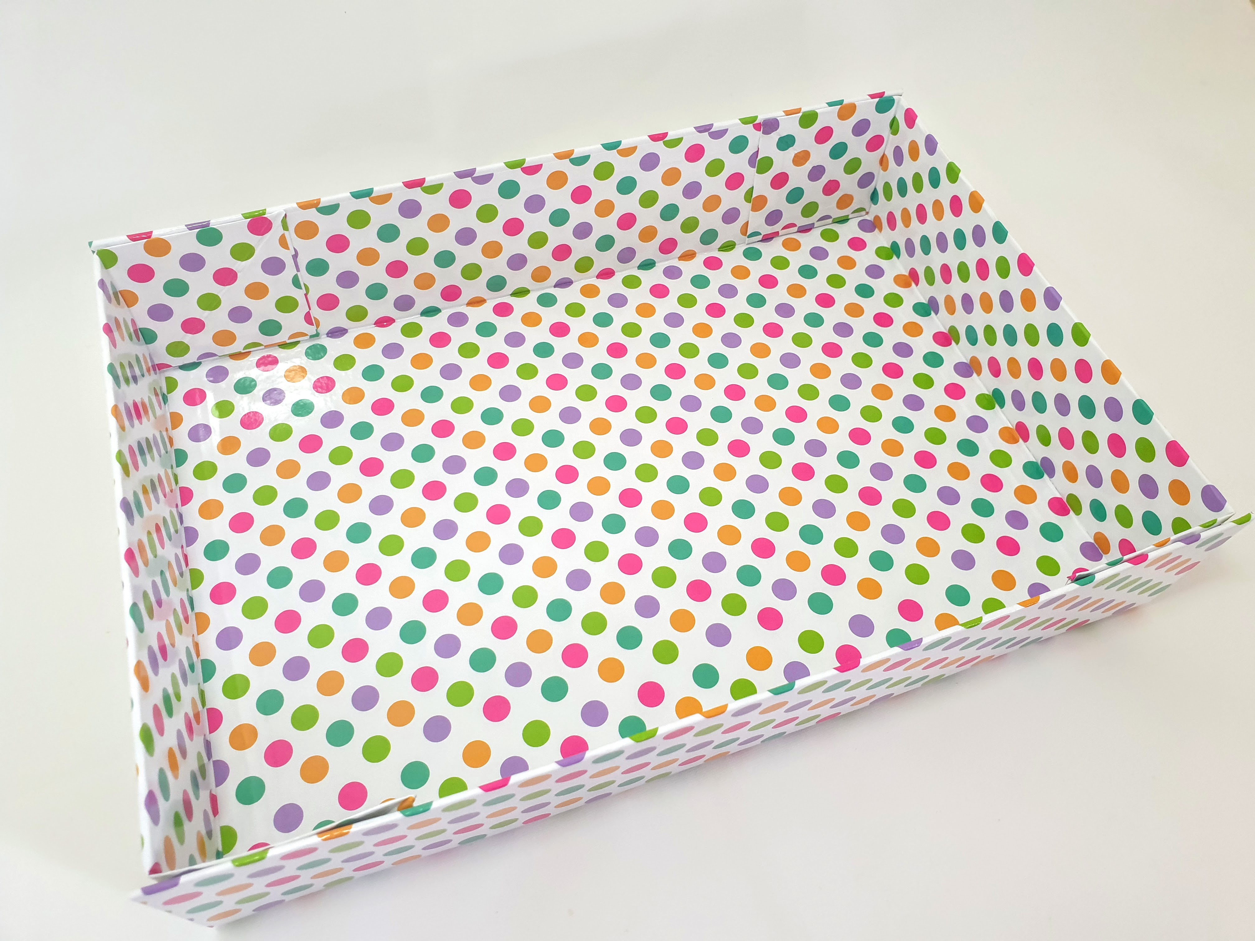 Medium Spotty Hamper Tray